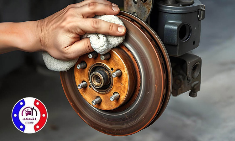 چگونه دیسک ترمز خودرو را از زنگ‌زدگی محافظت کنیم؟